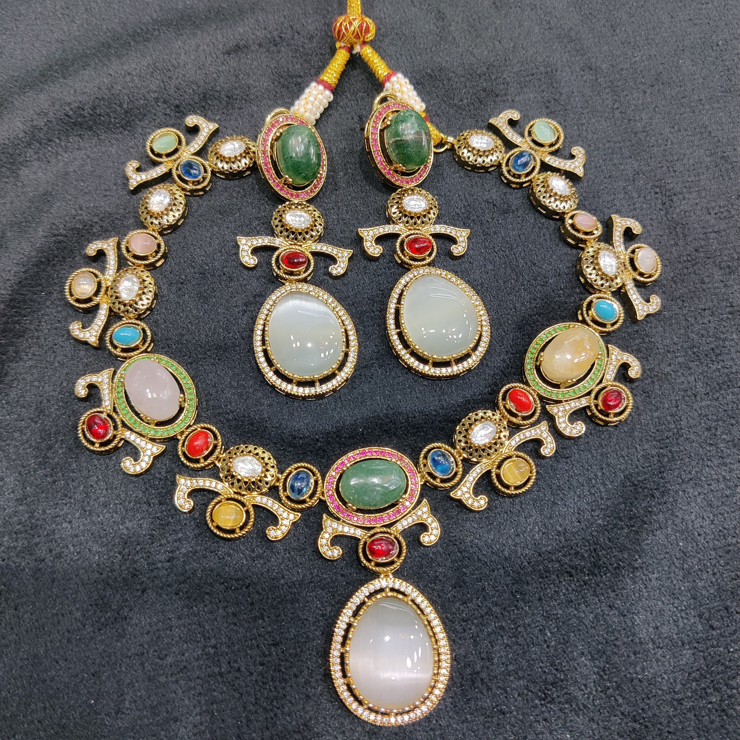 Elizabeth COLLECTION