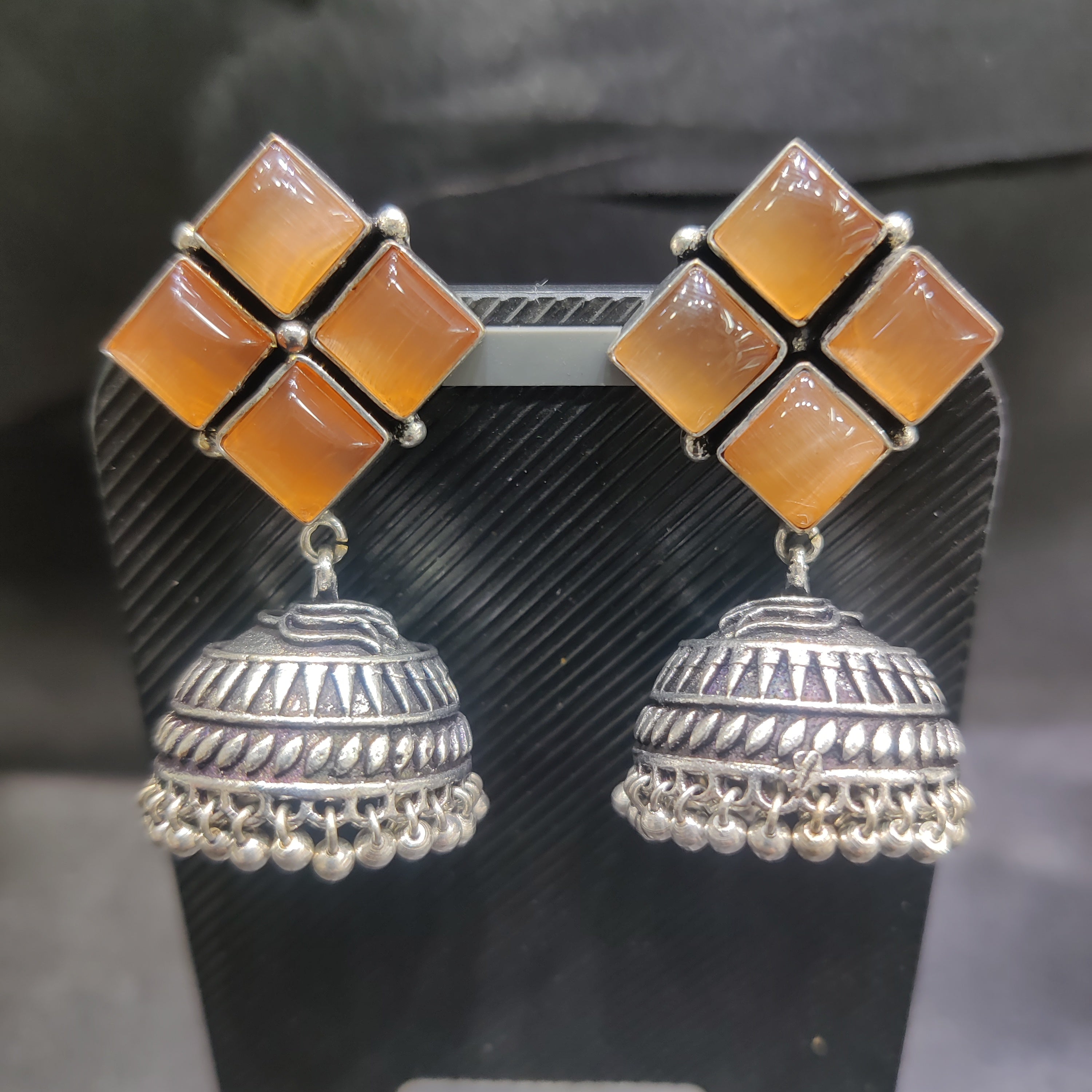 BROWN COLOUR EARRINGS